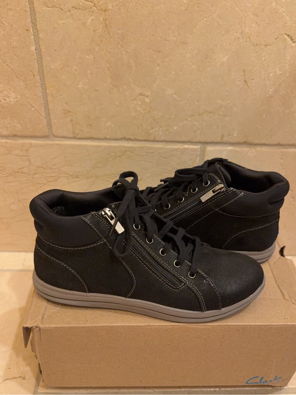 CLARKS women’s Cloudsteppers Breeze Glide Black Ankle Boots